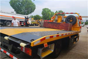 印台区附近拖车电话号码服务